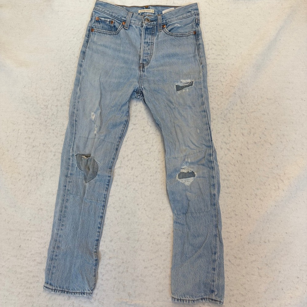 Levi's Wedgie Straight Jeans Womens 26 Light Blue Distressed Ripped High Rise